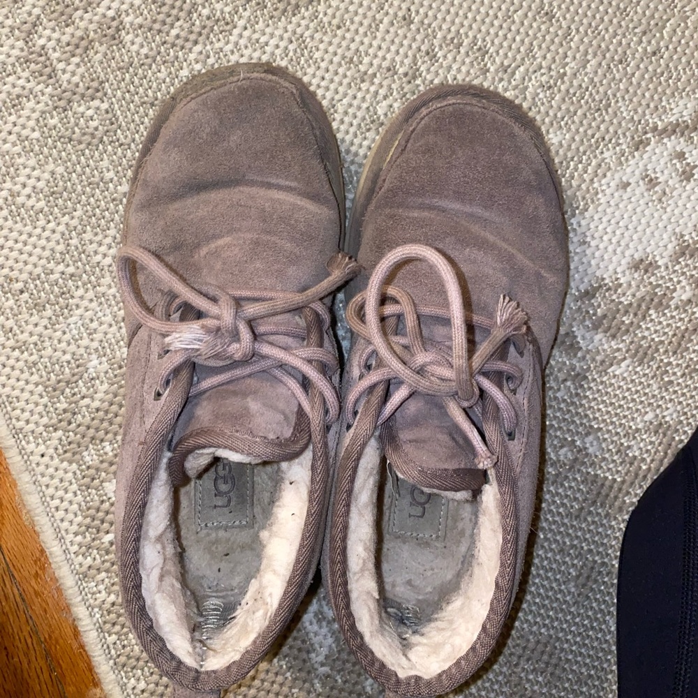 Ugg Neumel - image 2